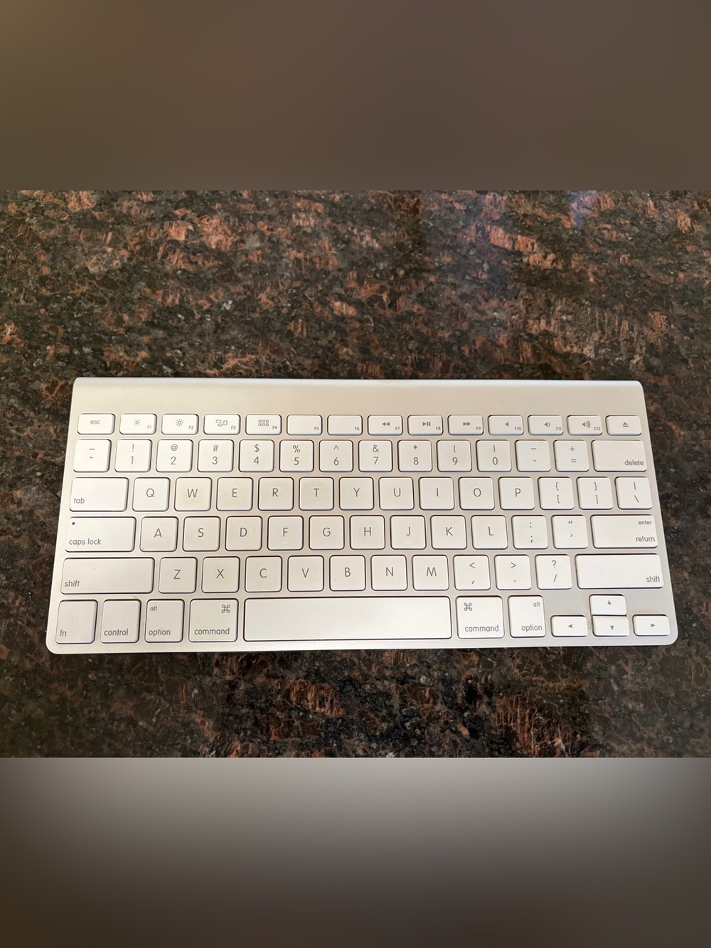 Apple Magic Keyboard Wireless  A1314